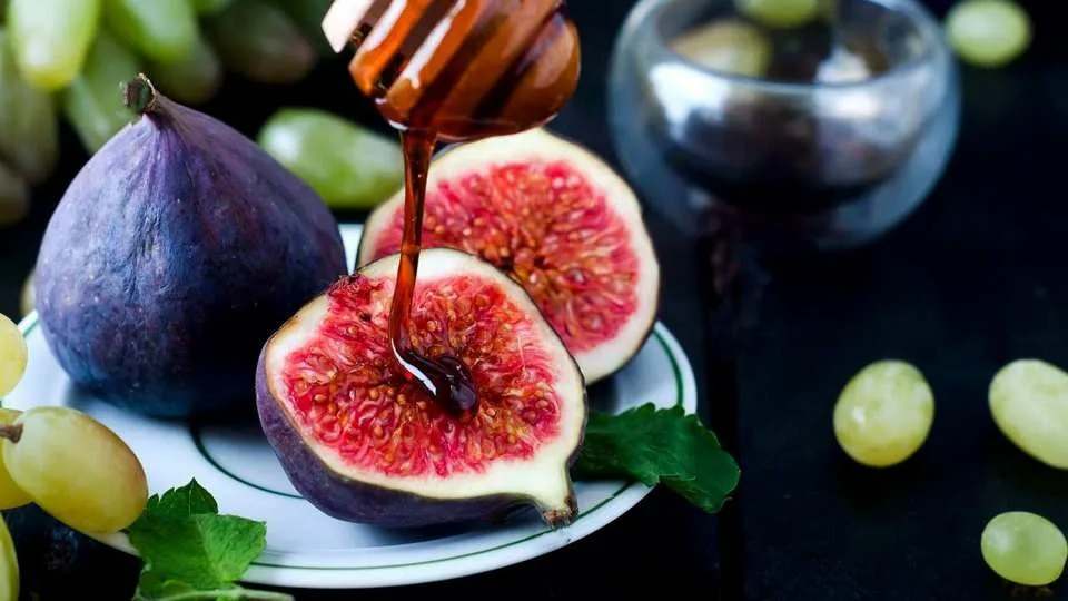 تصویر 4 از انجیر سیاه لرستان با ماندگاری مناسب و تازه